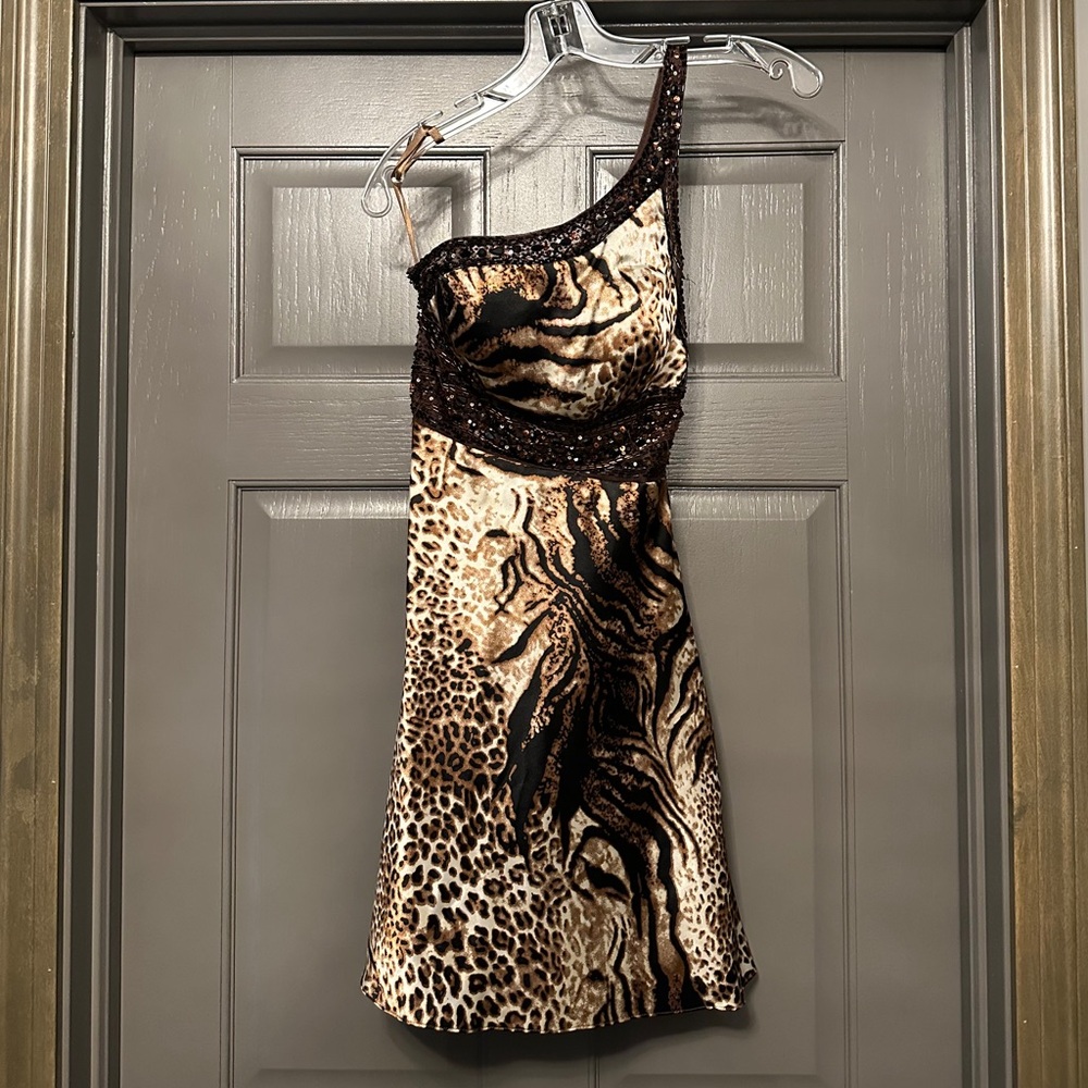 One-Shoulder Animal Print Dress